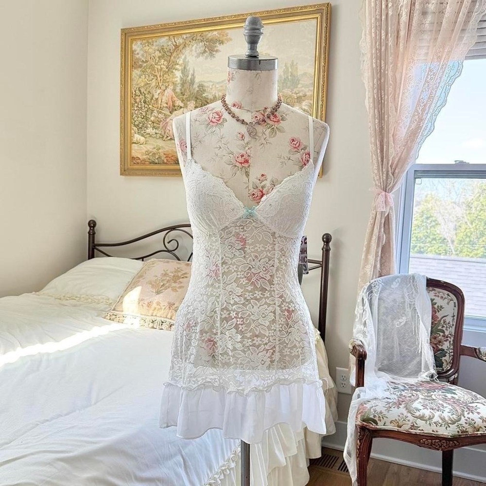White lace mini dress  Apartment 9 size‎ small
